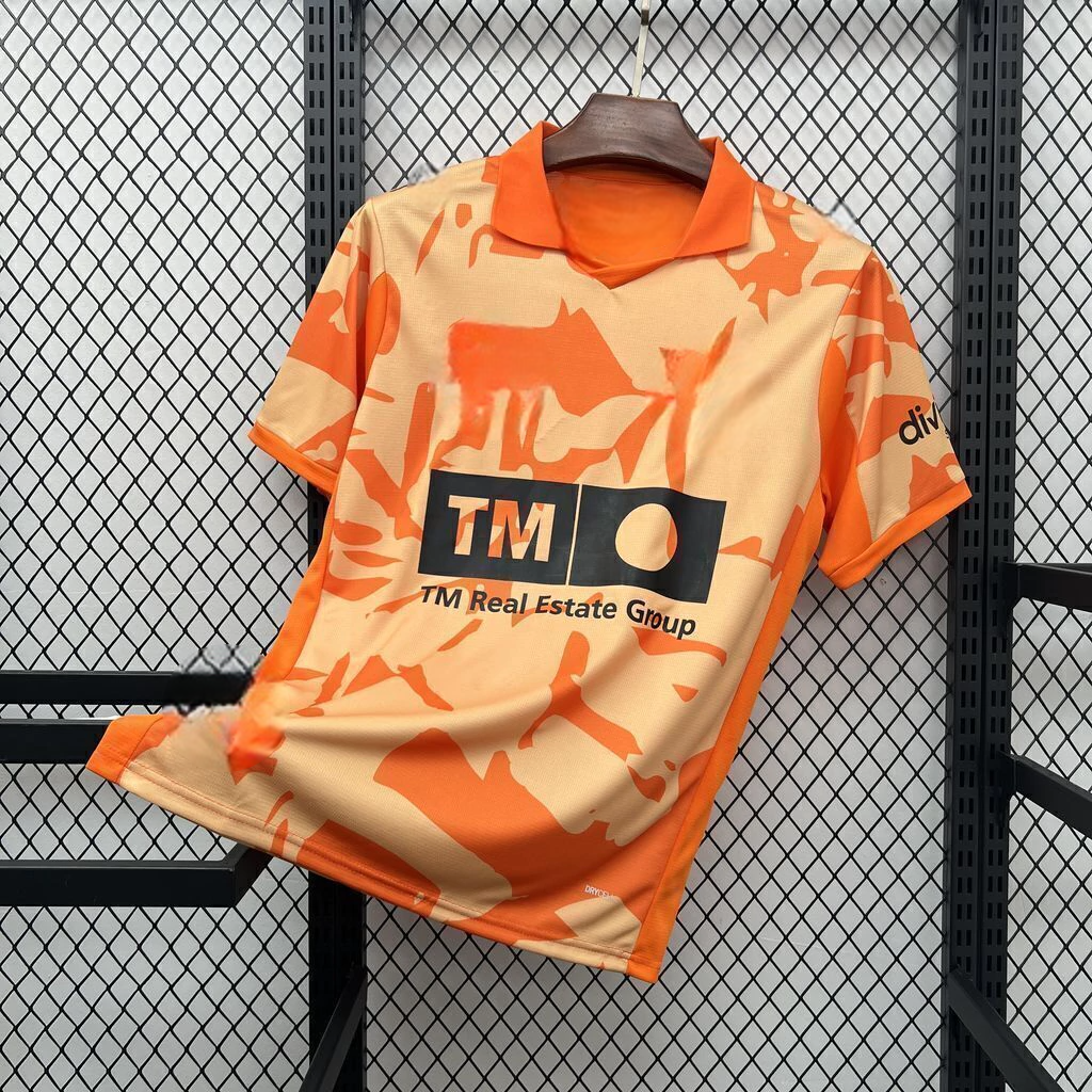 Camiseta Valencia 25-26, Edici�n especial (Versi�n retro)