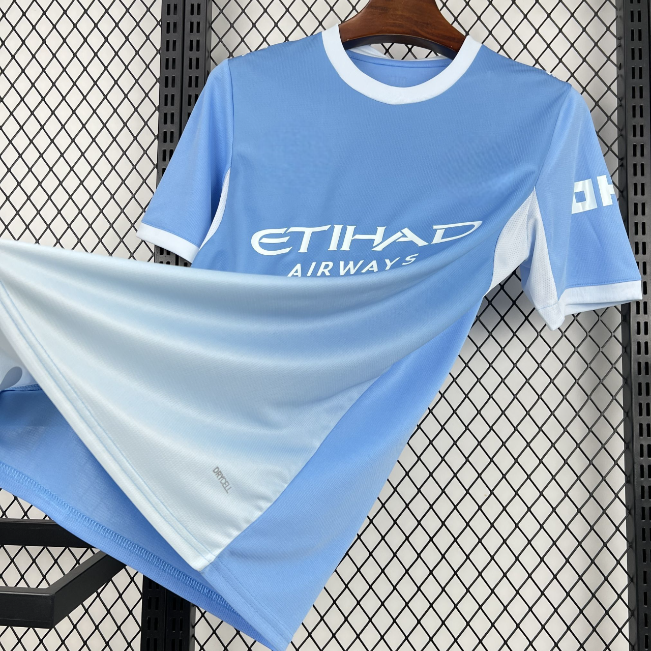 Camiseta Manchester City 26-27, Local