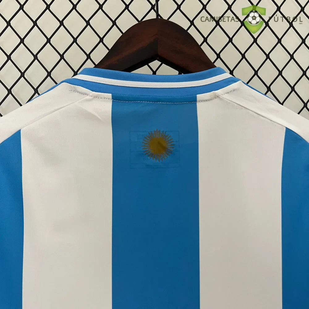 Camiseta Argentina 24-25, Local