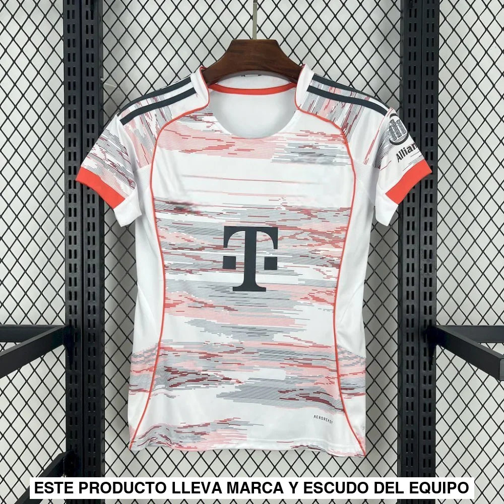 Camiseta Bayern Munich 25-26, Visitante, Mujer