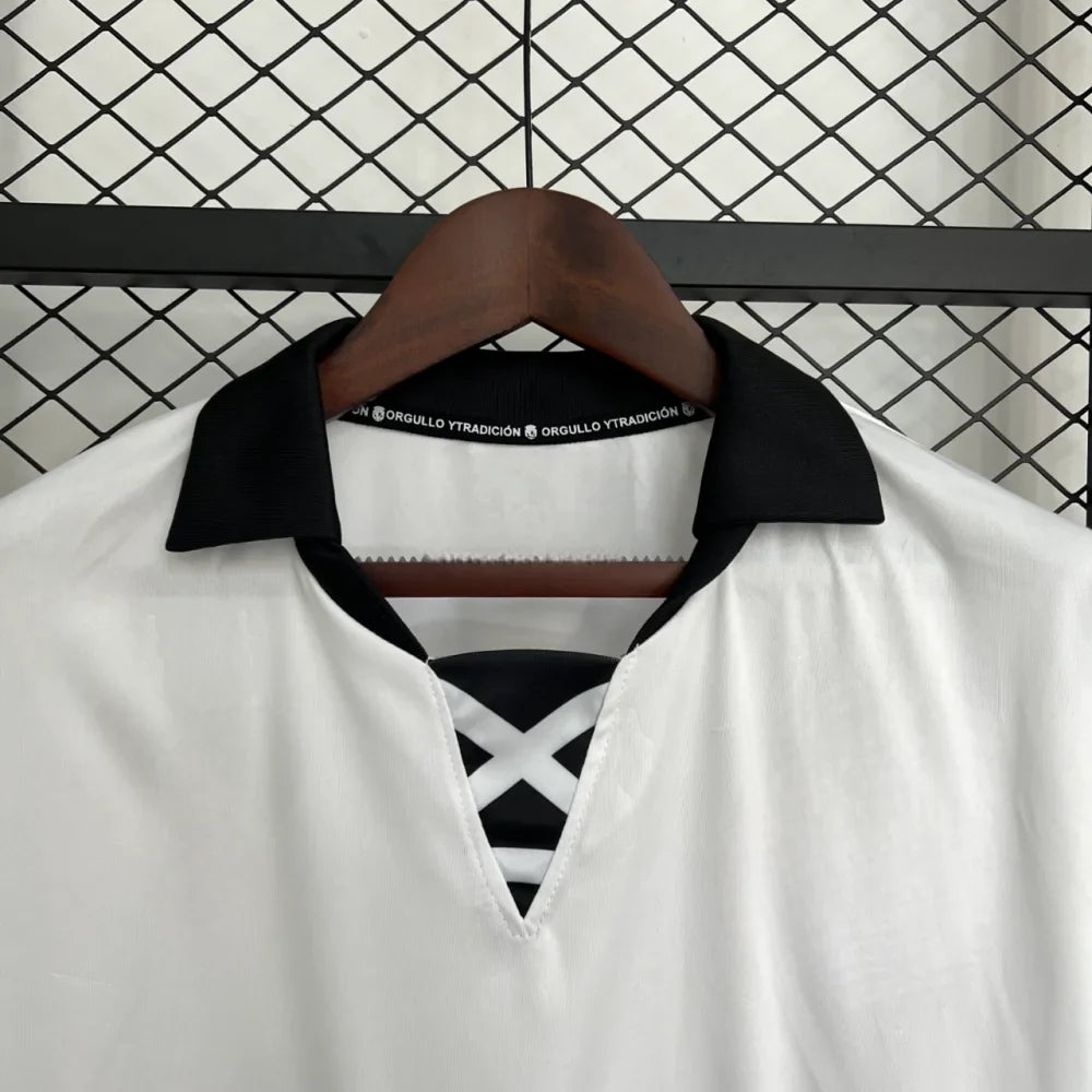 Camiseta Burgos 25-26, Local