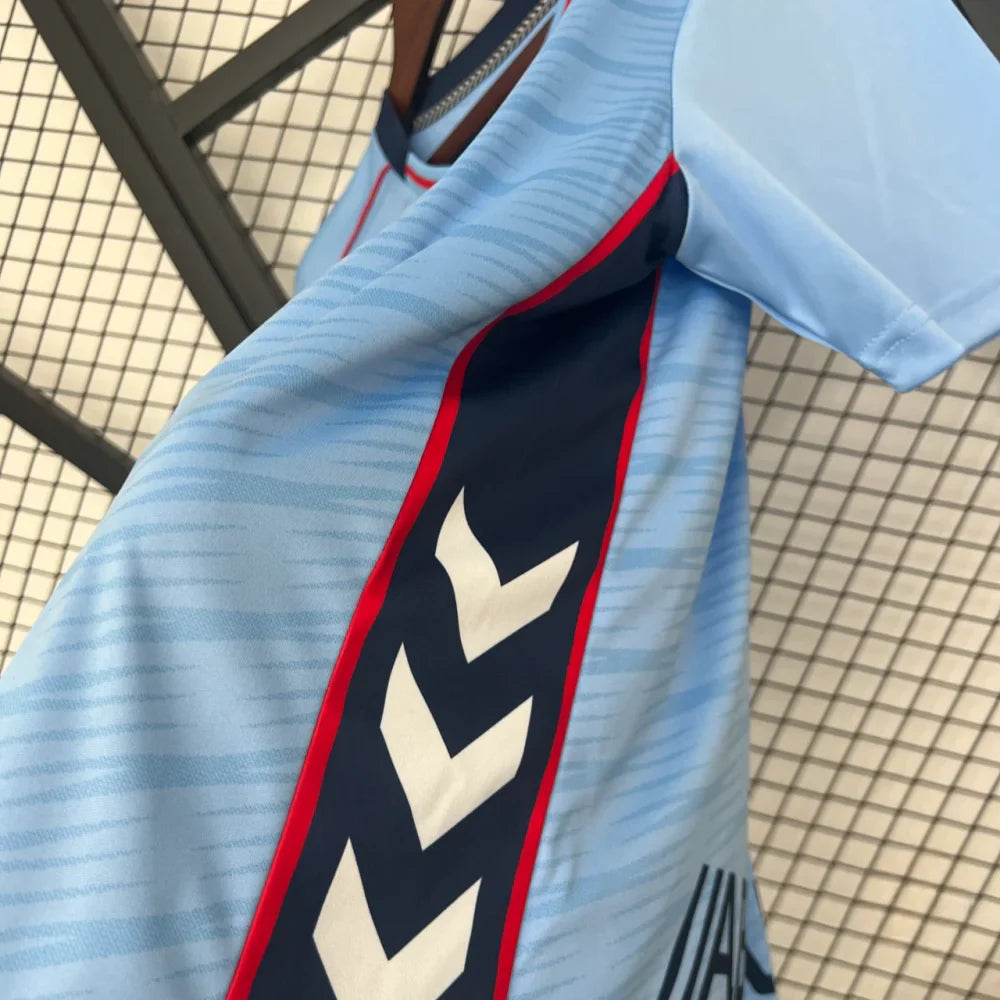 Camiseta Celta de Vigo 25-26, Local