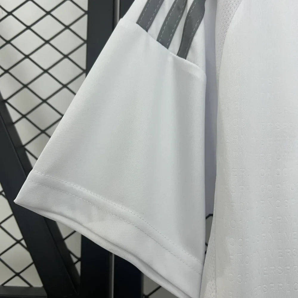 Camiseta Colo-Colo 25-26, Local
