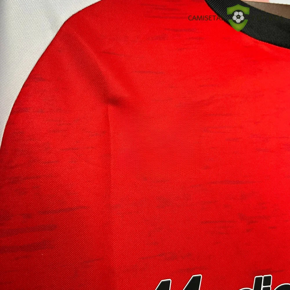 Camiseta Feyenoord 24-25, Local