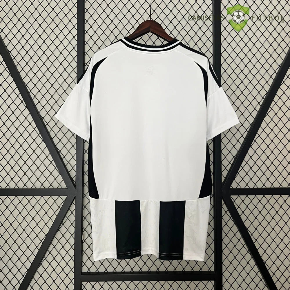 Camiseta Juventus 24-25, Local