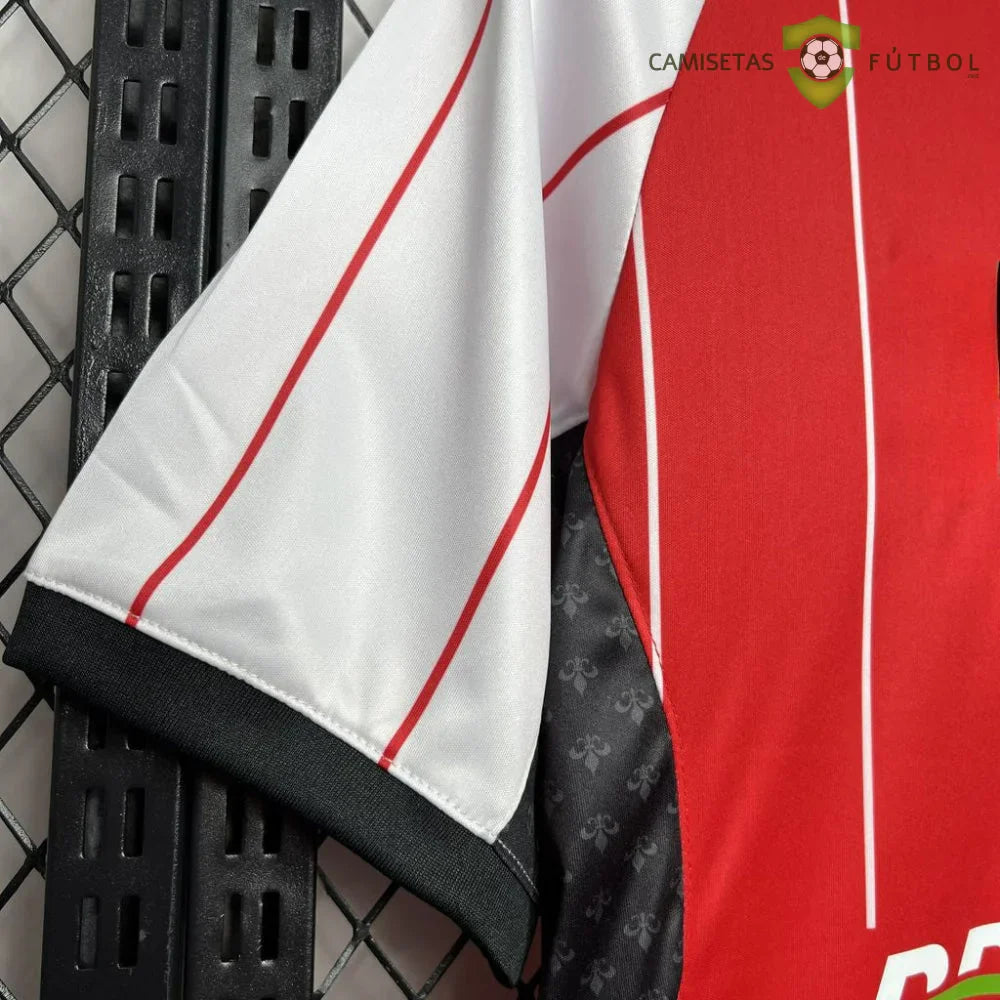 Camiseta Lincoln City 24-25, Local