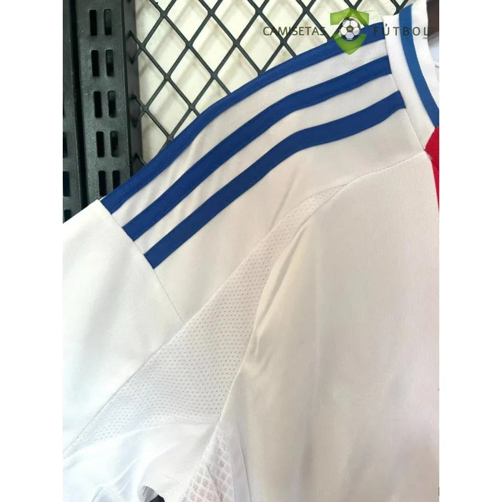 Camiseta Lyon 24-25, Local