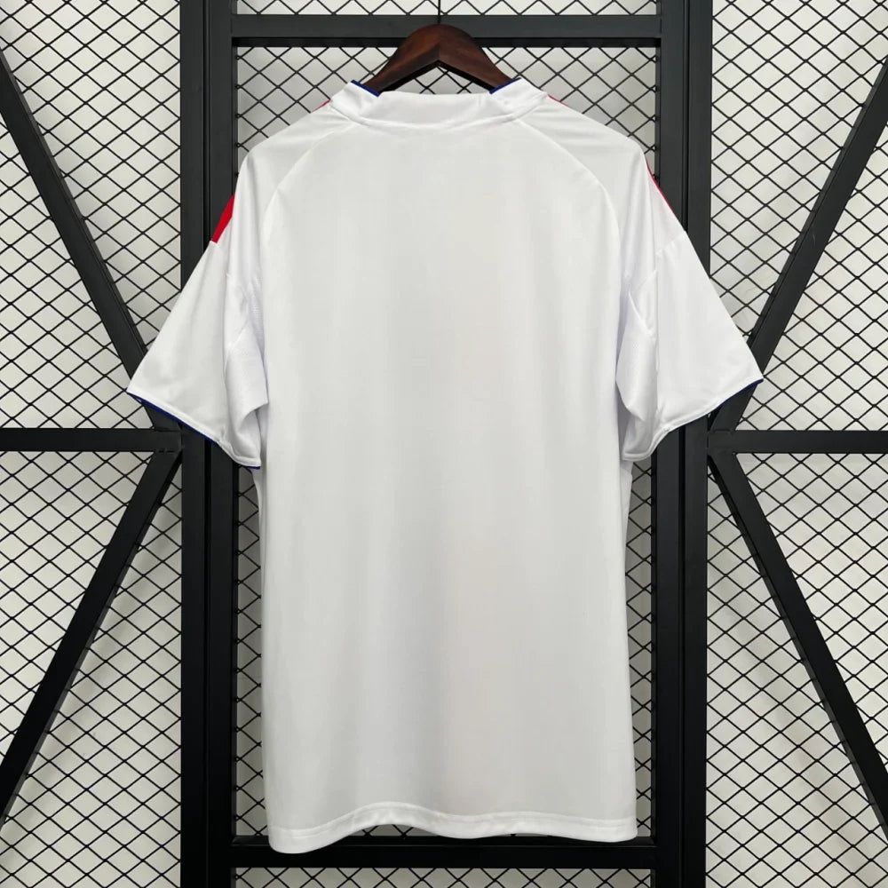 Camiseta Lyon 25-26, Local