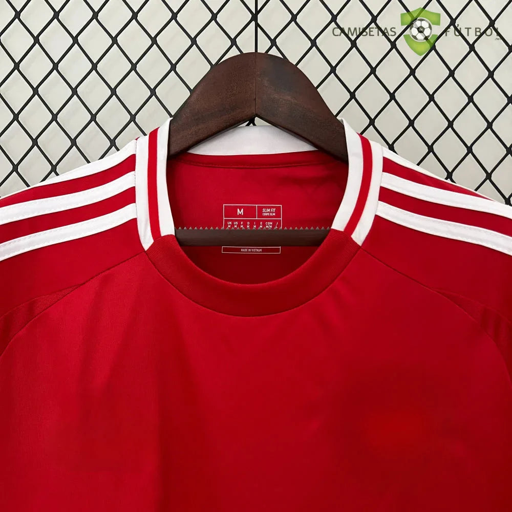 Camiseta Manchester United 24-25, Local
