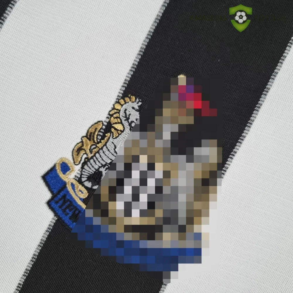 Camiseta Newcastle 00-01, Local (Version Retro)