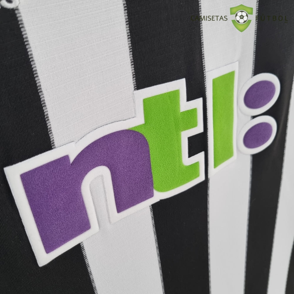 Camiseta Newcastle 00-01, Local (Version Retro)