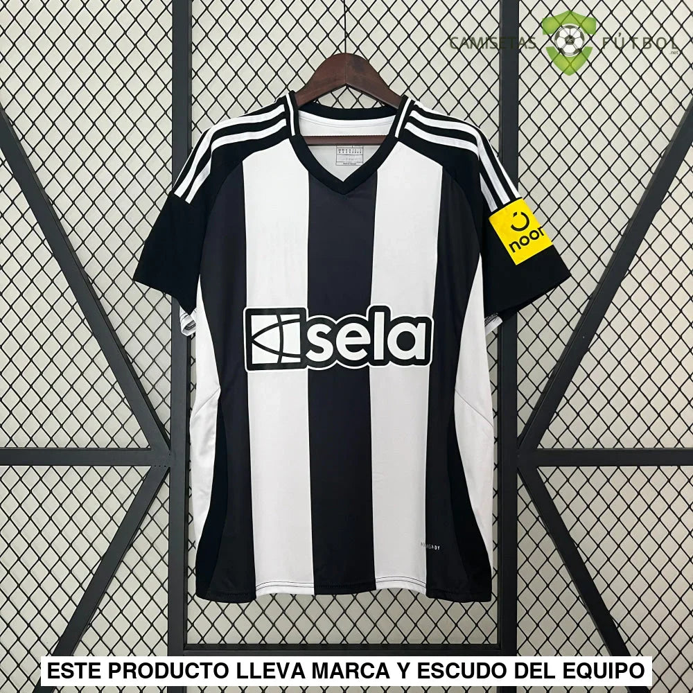 Camiseta Newcastle 24-25, Local