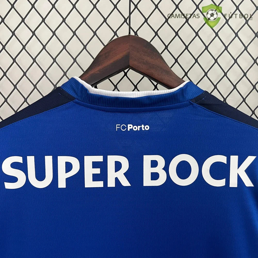 Camiseta Porto 24-25, Local