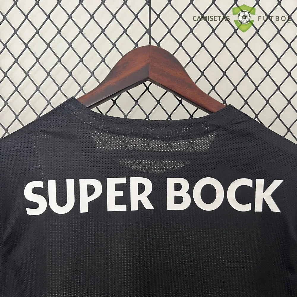 Camiseta Sporting Portugal 24-25, Local