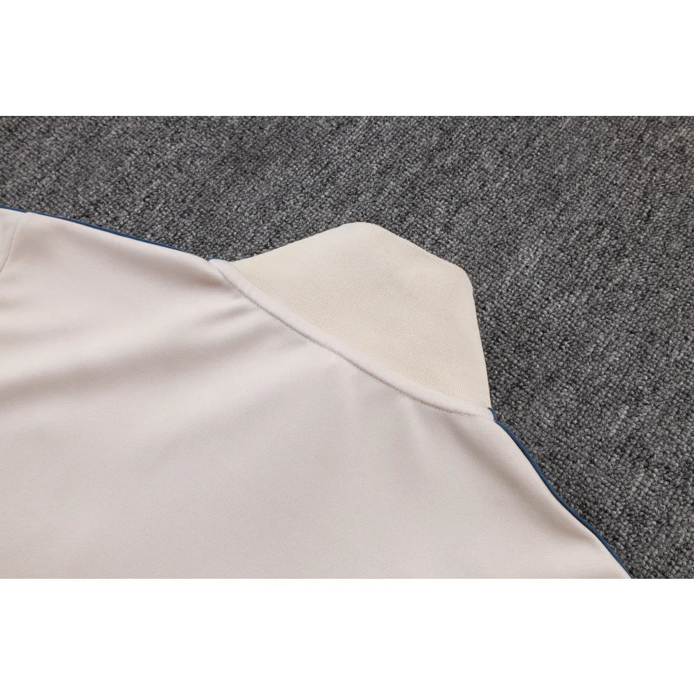 Chandal Ajax 25-26, cremallera completa, Modelo 3
