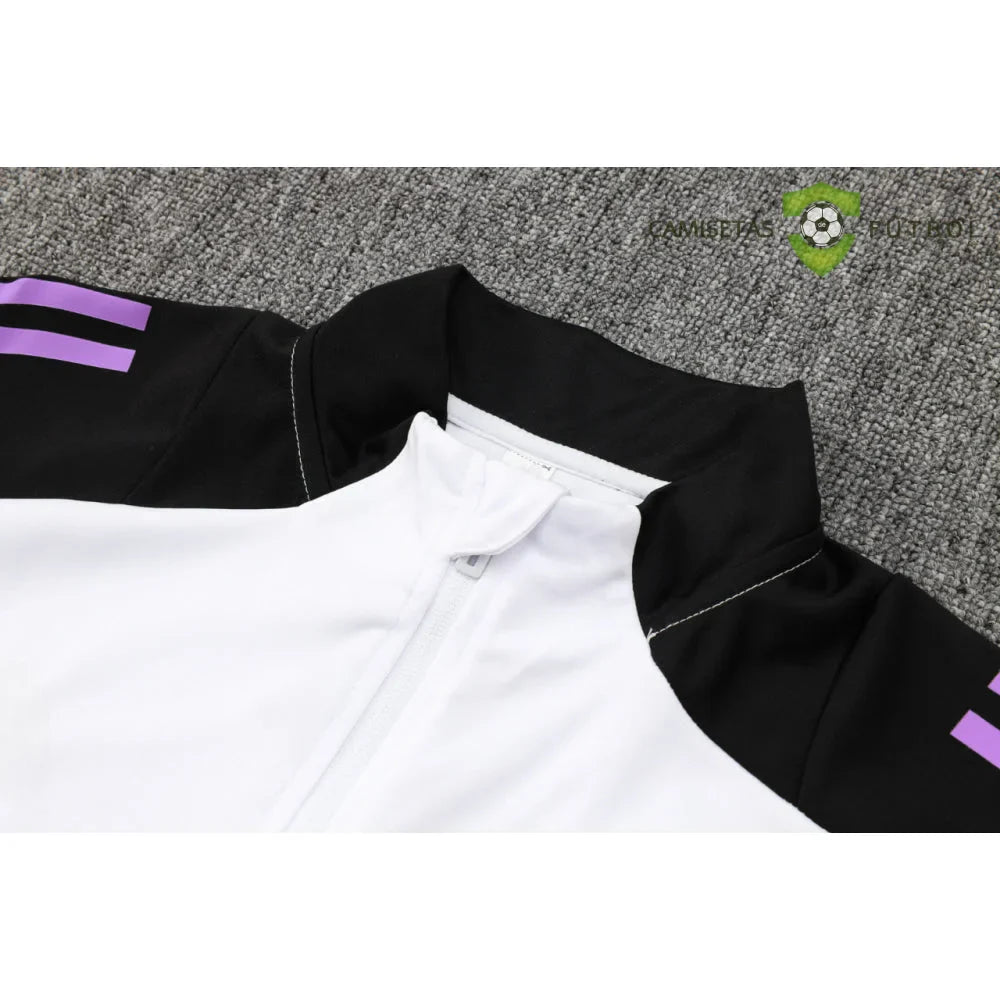 Chandal Alemania 24-25, cremallera completa, Modelo 2