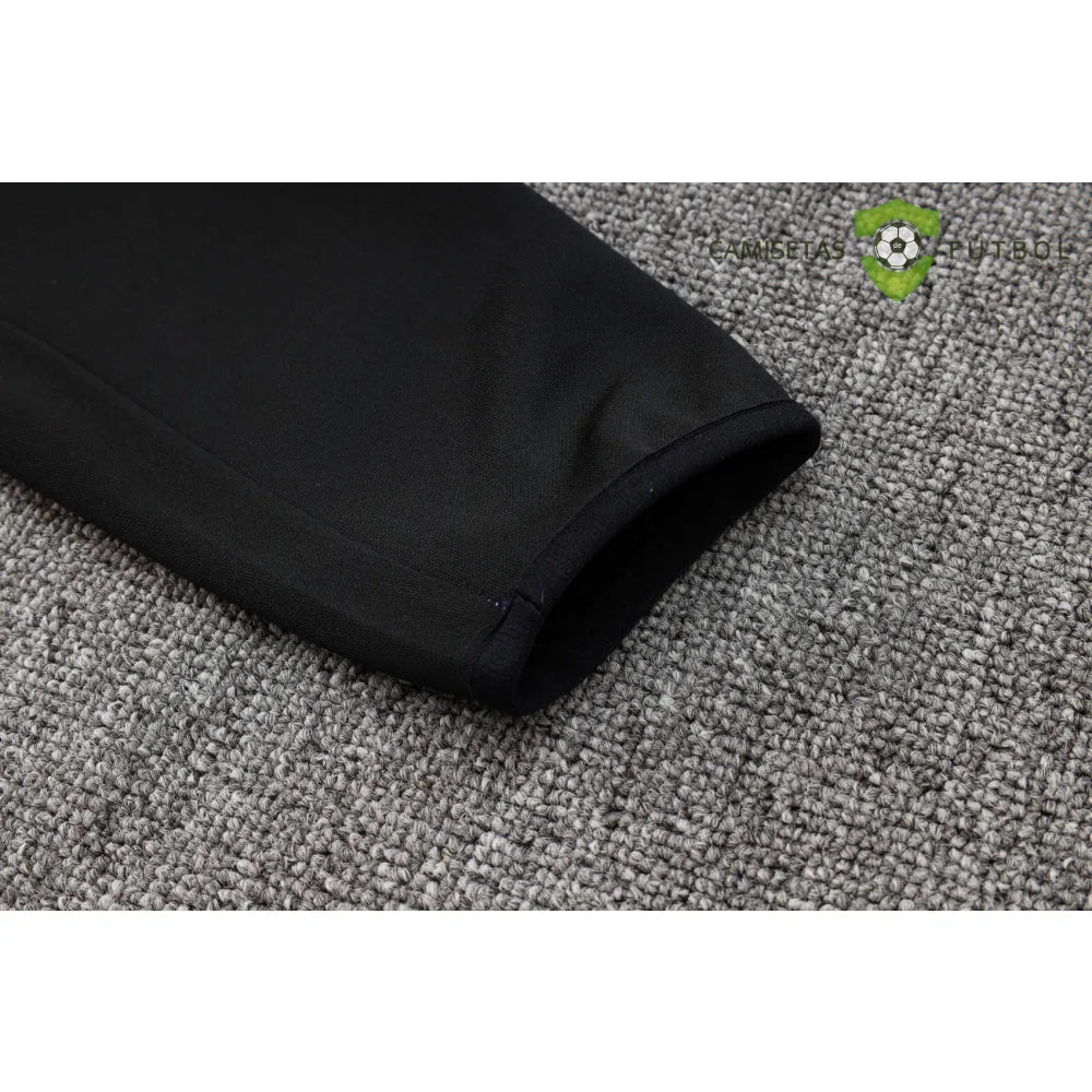 Chandal Alemania 24-25, cremallera completa, Modelo 3