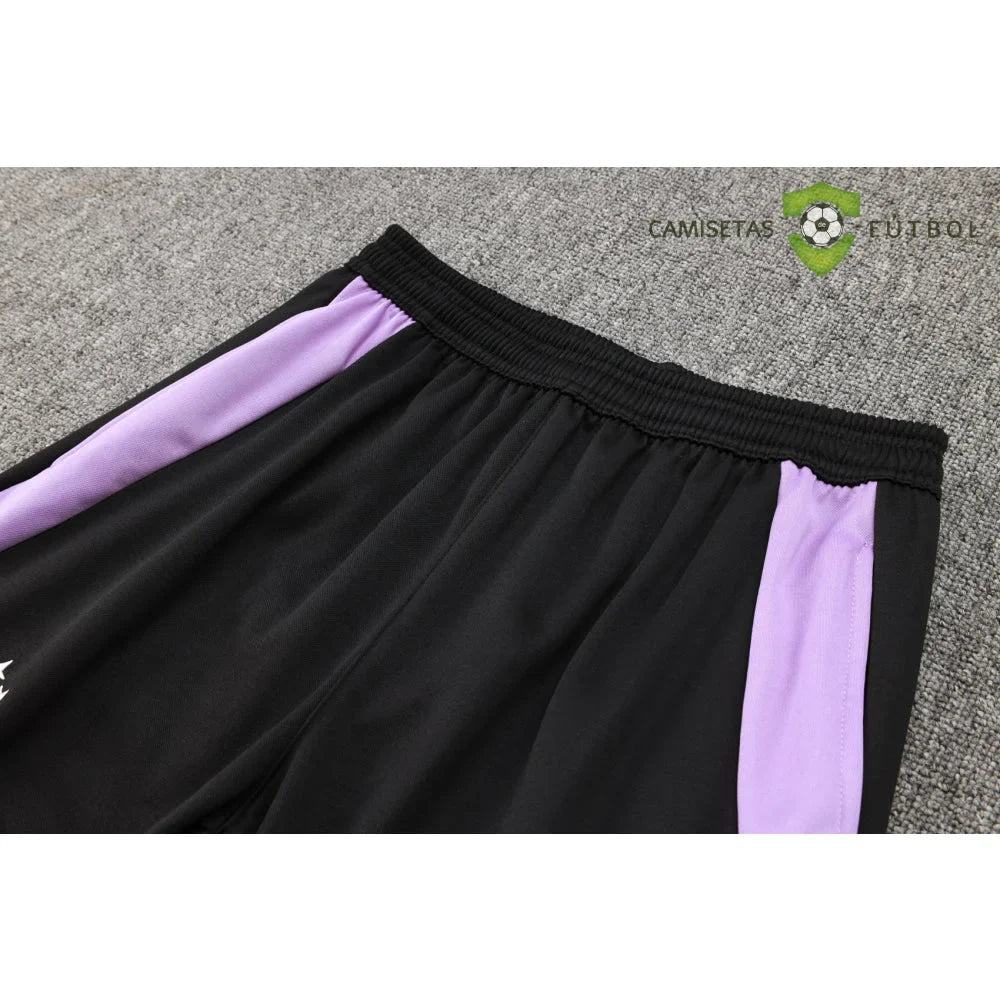 Chandal Alemania 24-25, media cremallera con capucha, Modelo 1