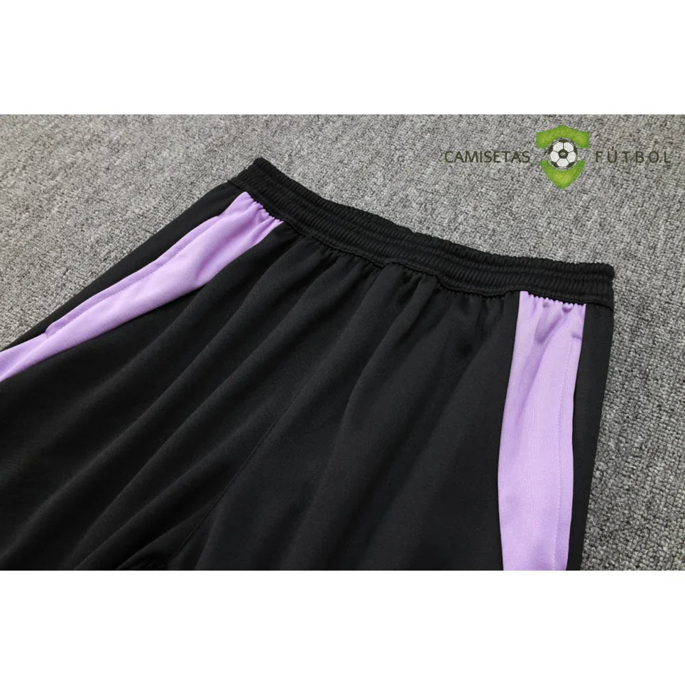 Chandal Alemania 24-25, media cremallera con capucha, Modelo 2