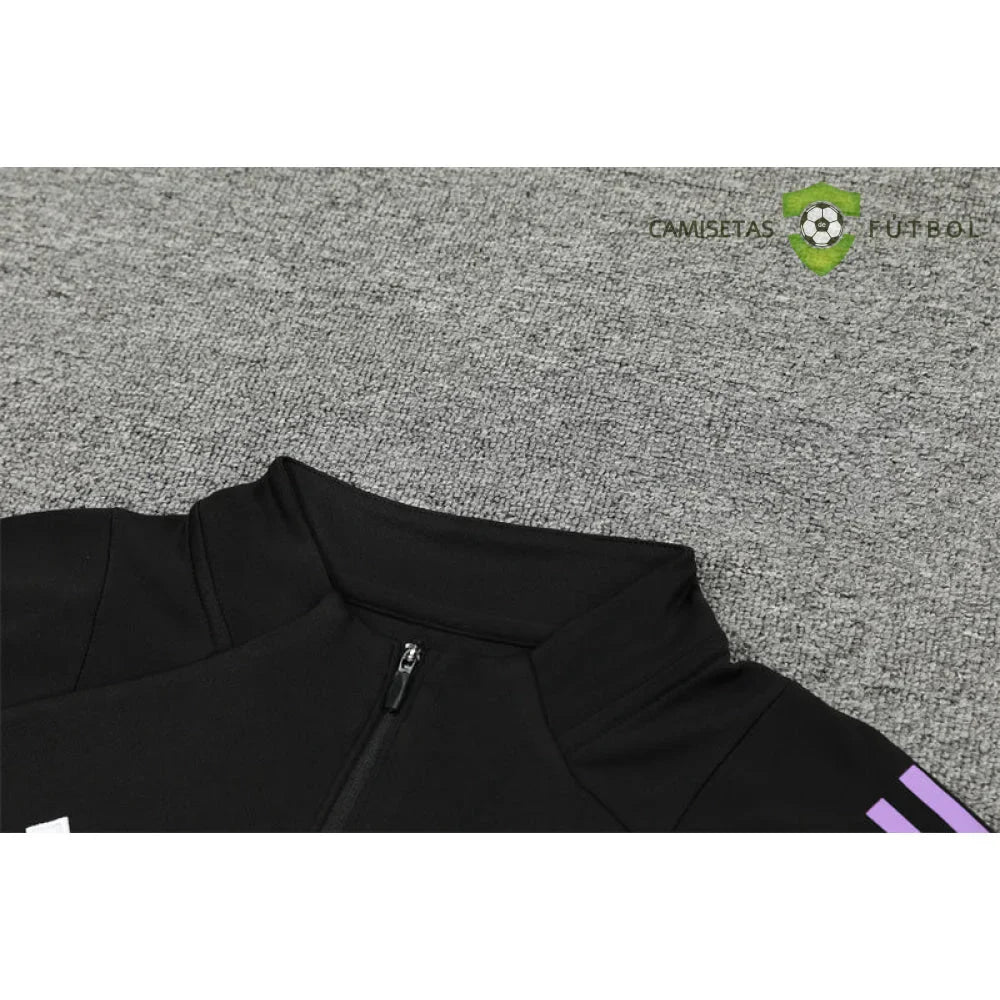 Chandal Alemania 24-25, media cremallera, Modelo 2