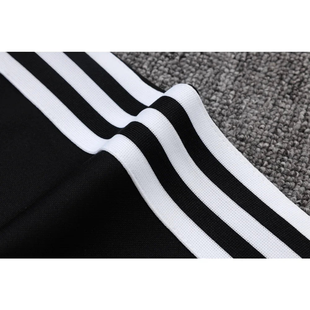 Chandal Alemania 25-26, cremallera completa, Modelo 1