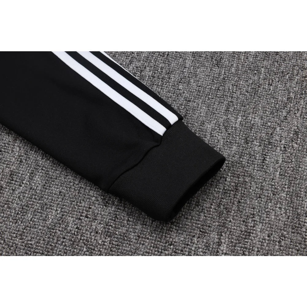 Chandal Alemania 25-26, cremallera completa, Modelo 1