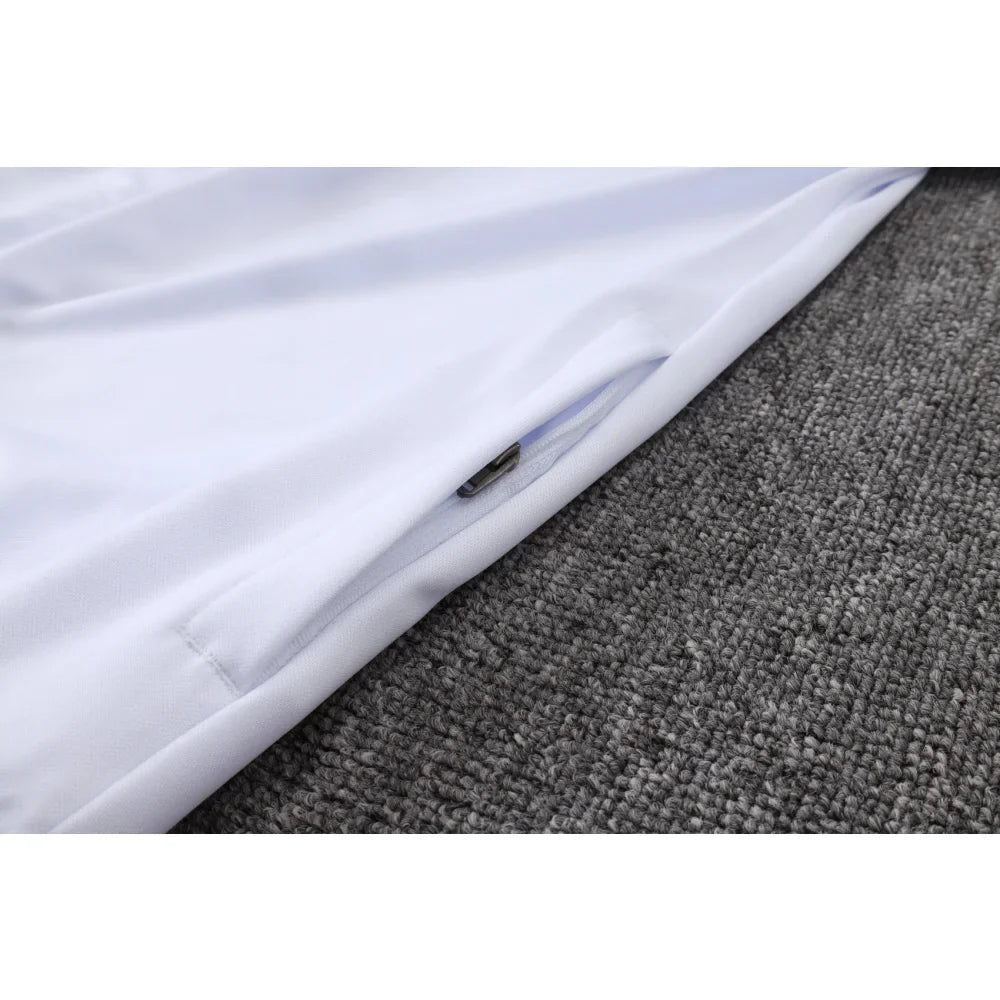 Chandal Alemania 25-26, cremallera completa, Modelo 2