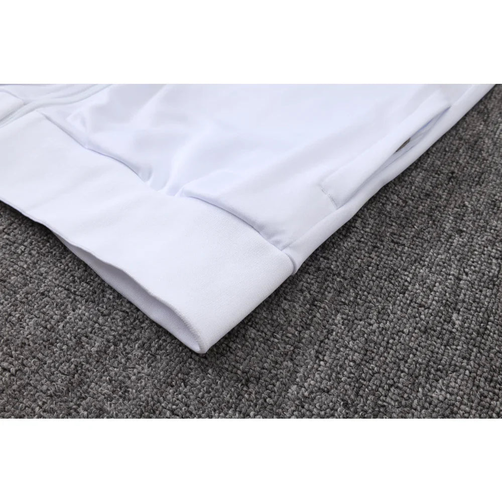 Chandal Alemania 25-26, cremallera completa, Modelo 2