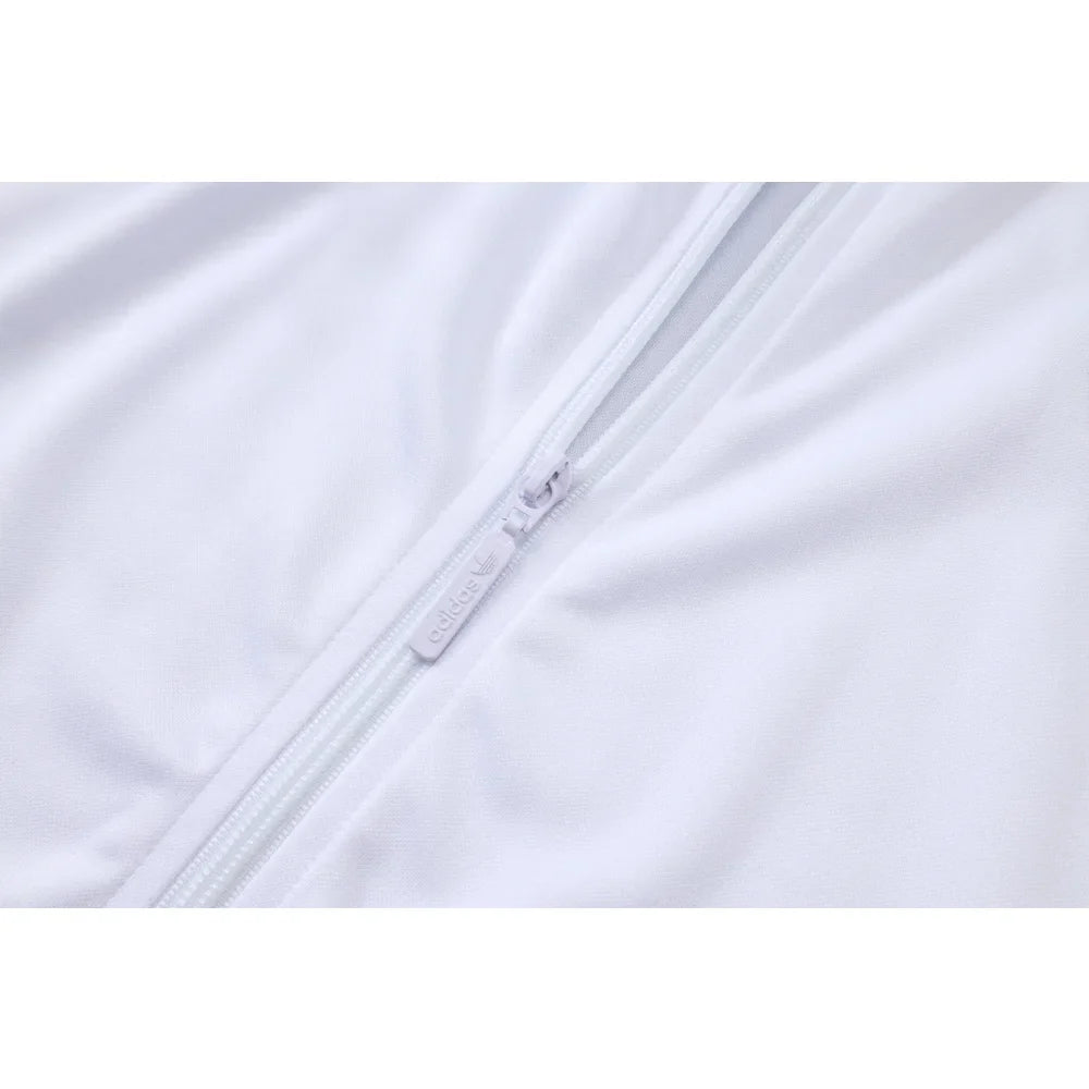 Chandal Alemania 25-26, cremallera completa, Modelo 2