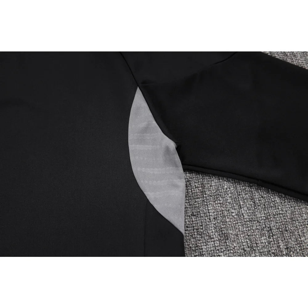 Chandal Alemania 25-26, cremallera completa, Modelo 3
