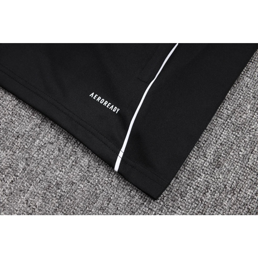 Chandal Alemania 25-26, cremallera completa, Modelo 3