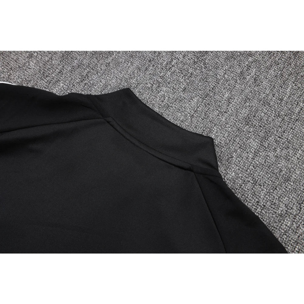 Chandal Alemania 25-26, cremallera completa, Modelo 3