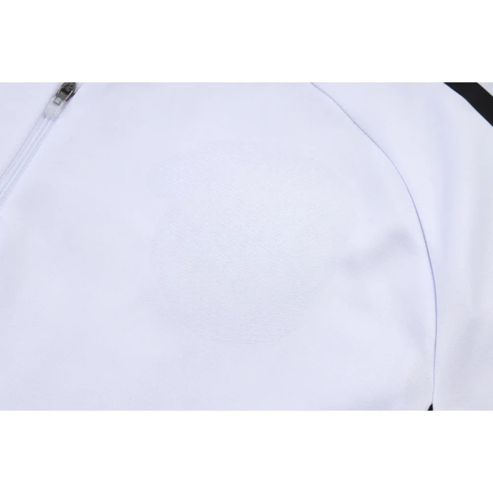 Chandal Alemania 25-26, cremallera completa, Modelo 4