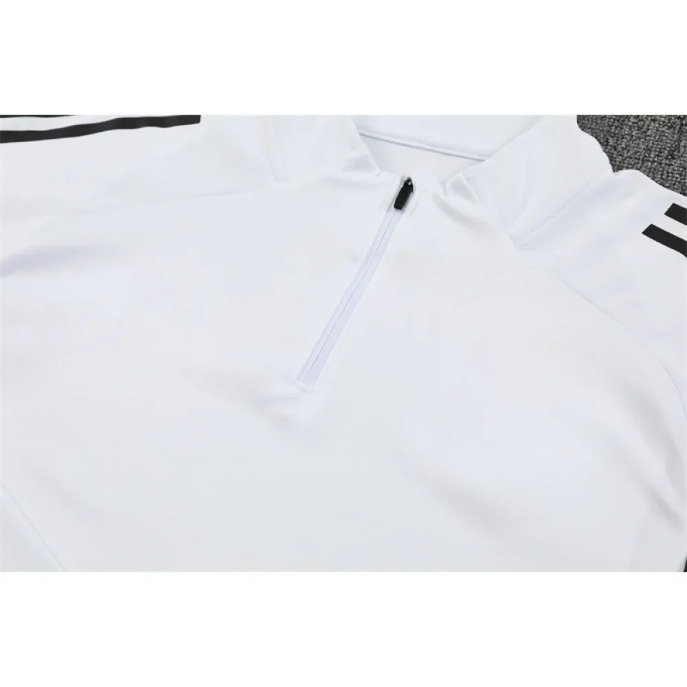 Chandal Alemania 25-26, media cremallera, Modelo 1