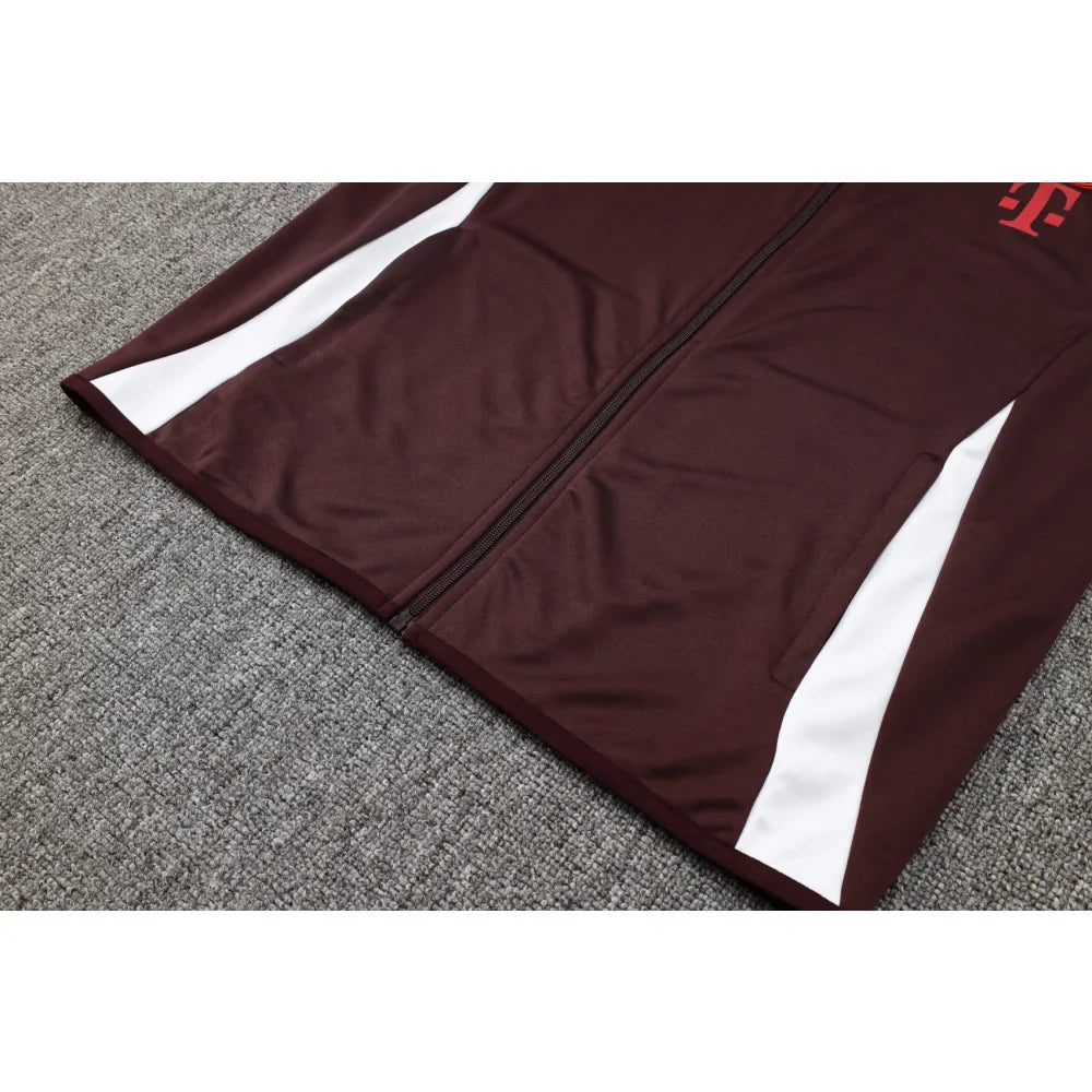 Chandal Bayern Munich 24-25, cremallera completa, Modelo 2