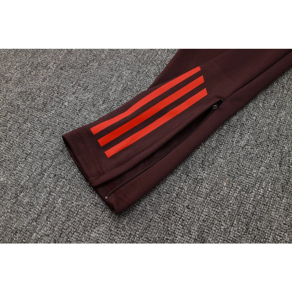Chandal Bayern Munich 24-25, cremallera completa, Modelo 2