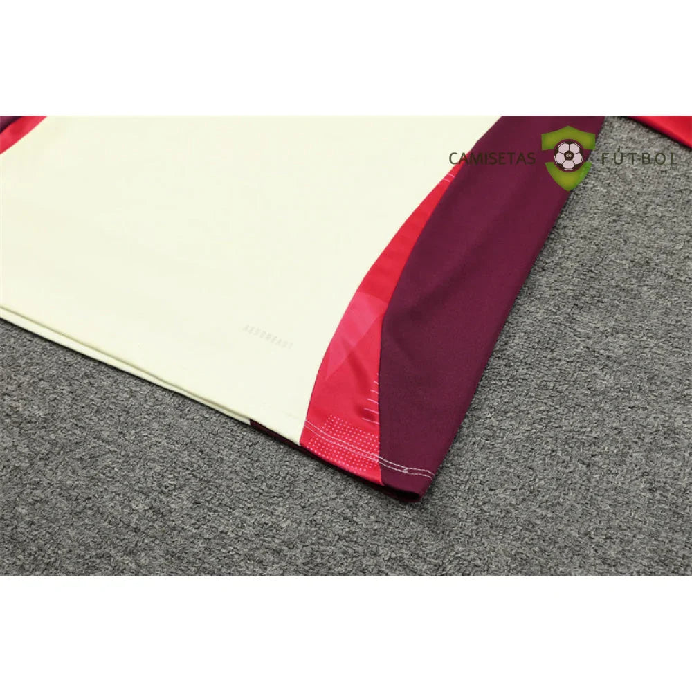 Chandal Bayern Munich 24-25, media cremallera, Modelo 1