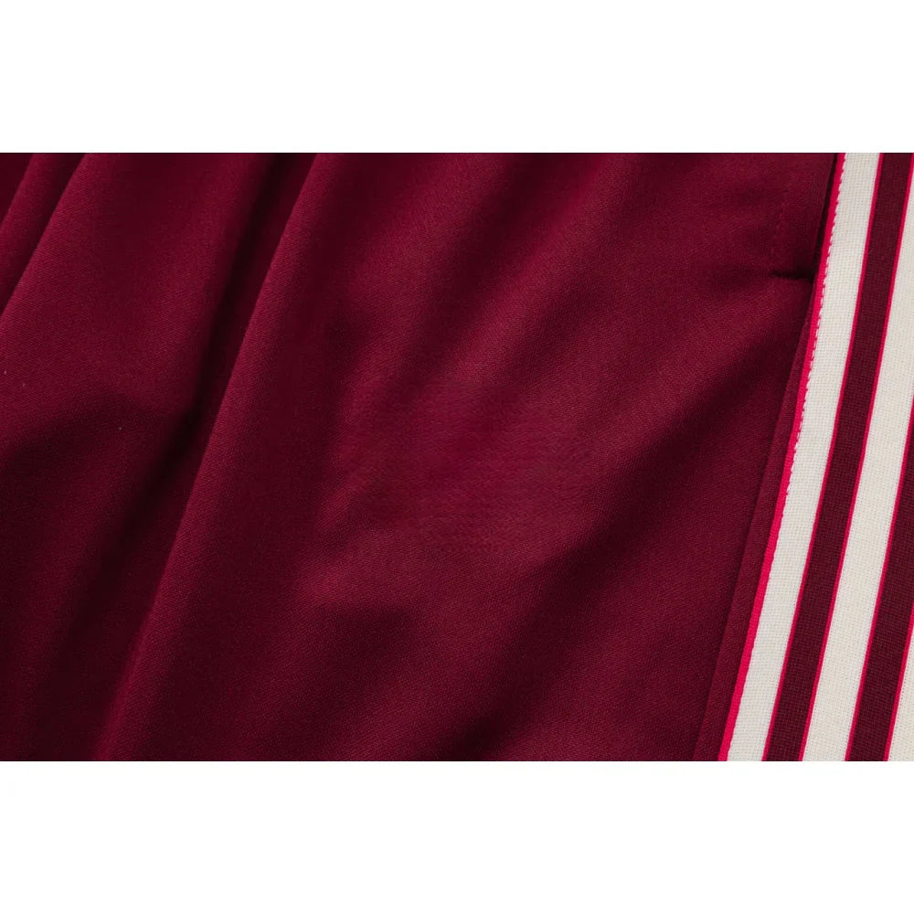 Chandal Bayern Munich 25-26, cremallera completa, Modelo 2