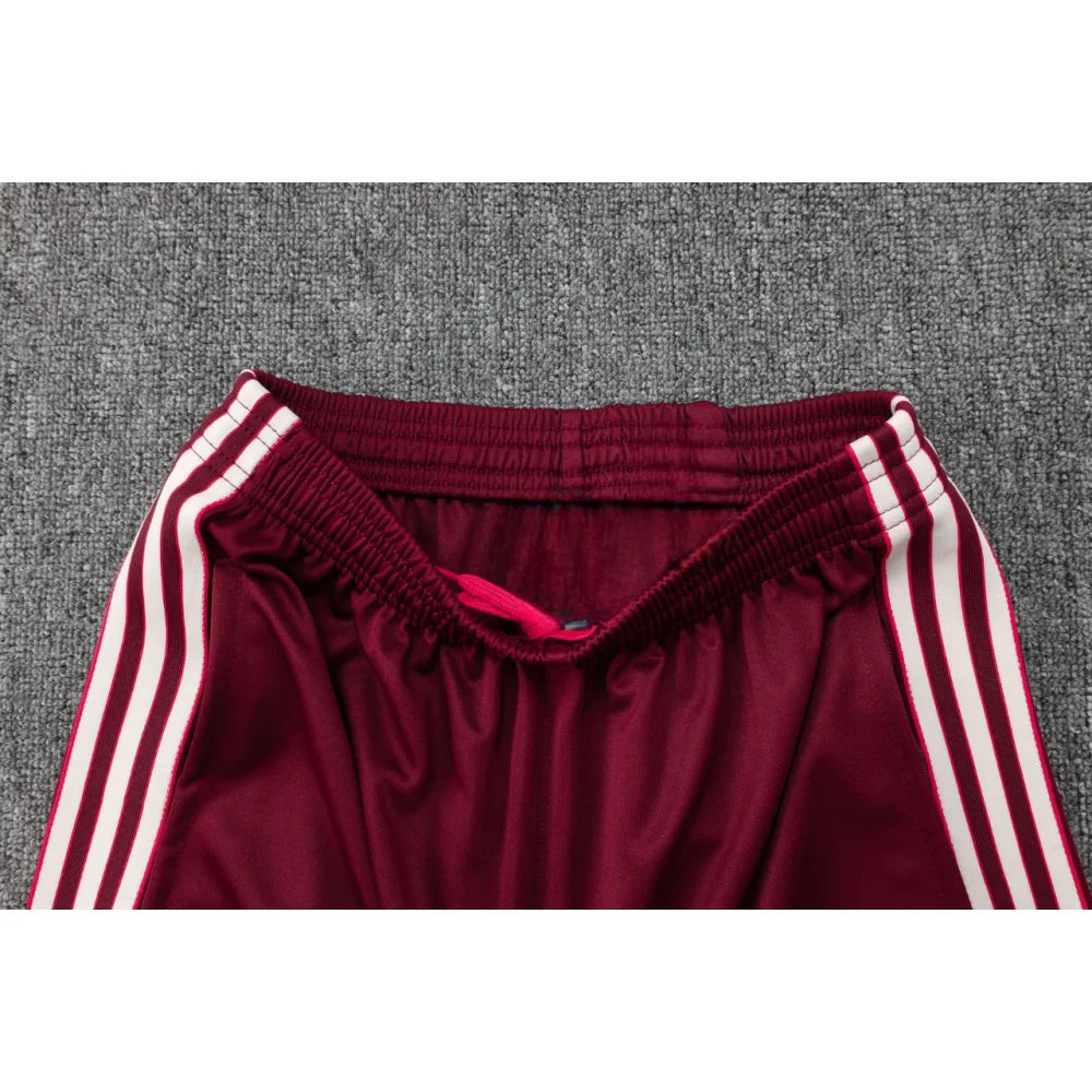 Chandal Bayern Munich 25-26, cremallera completa, Modelo 2