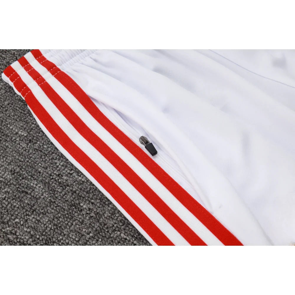 Chandal Bayern Munich 25-26, cremallera completa, Modelo 3