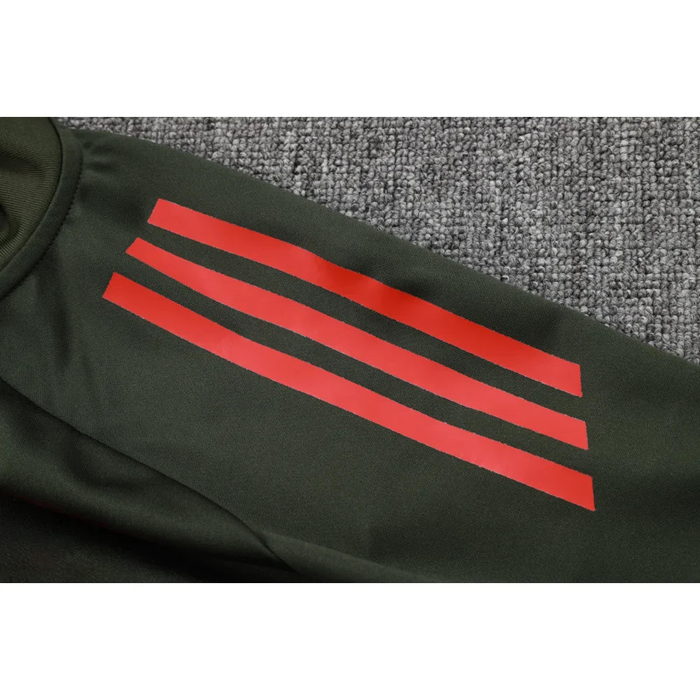 Chandal Bayern Munich 25-26, cremallera completa, Modelo 4