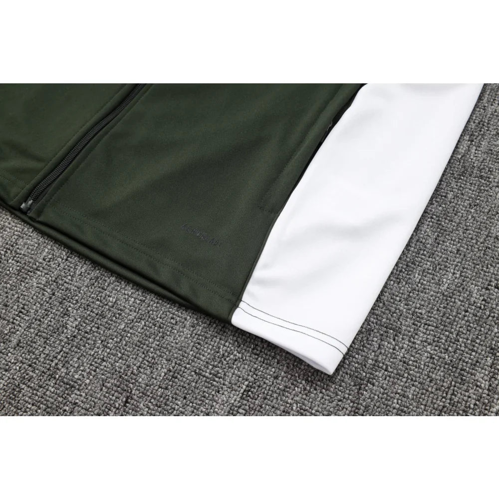 Chandal Bayern Munich 25-26, cremallera completa, Modelo 4