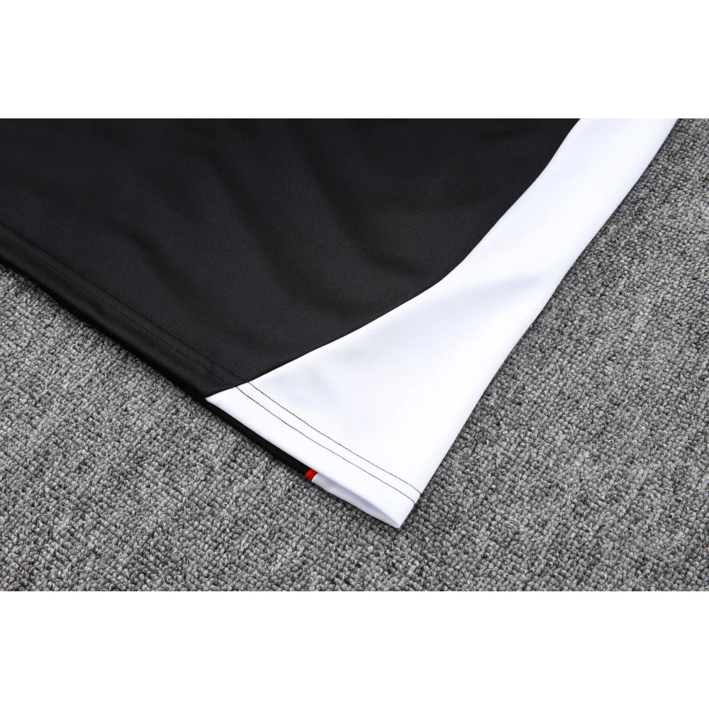 Chandal Bayern Munich 25-26, cremallera completa, Modelo 5