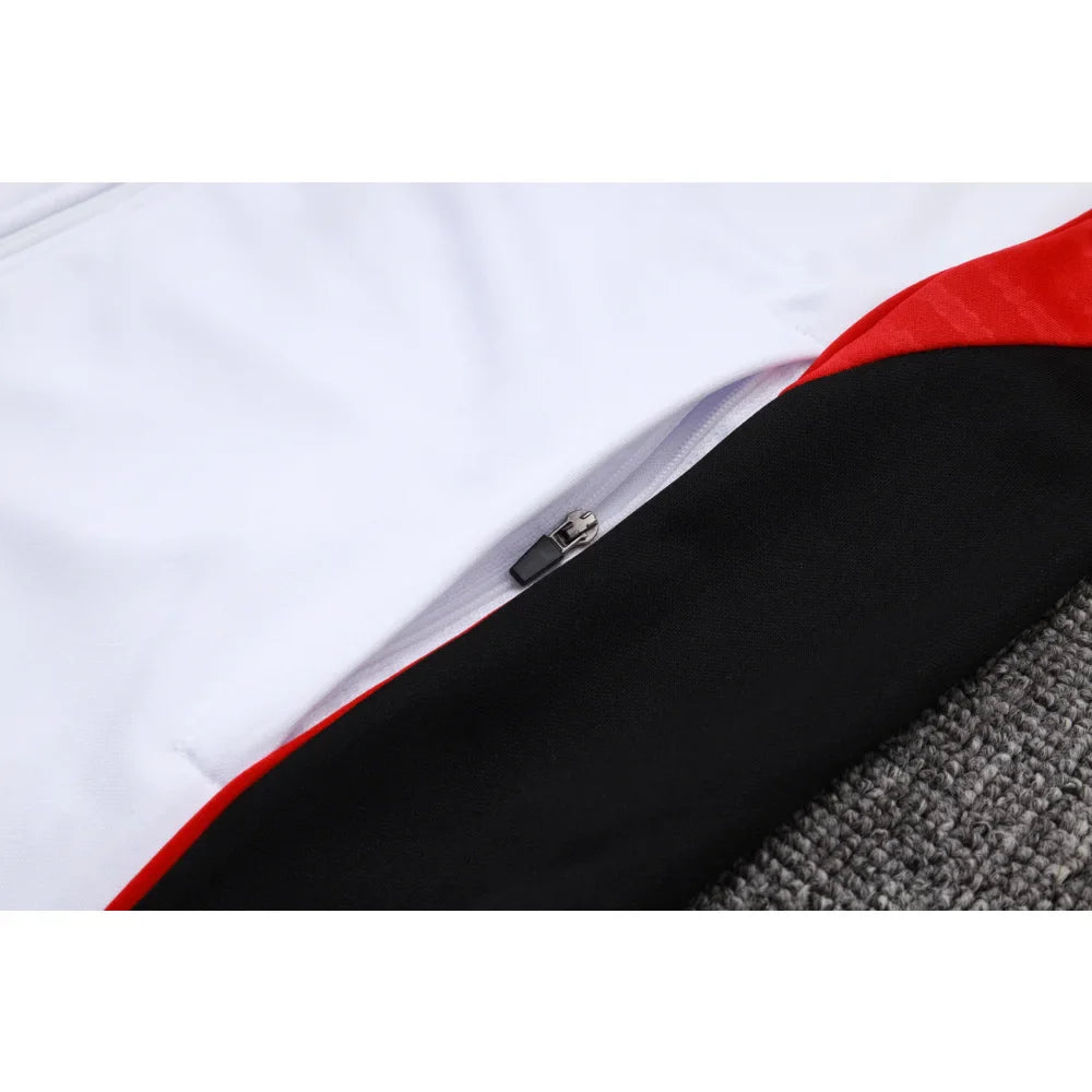 Chandal Bayern Munich 25-26, cremallera completa, Modelo 8