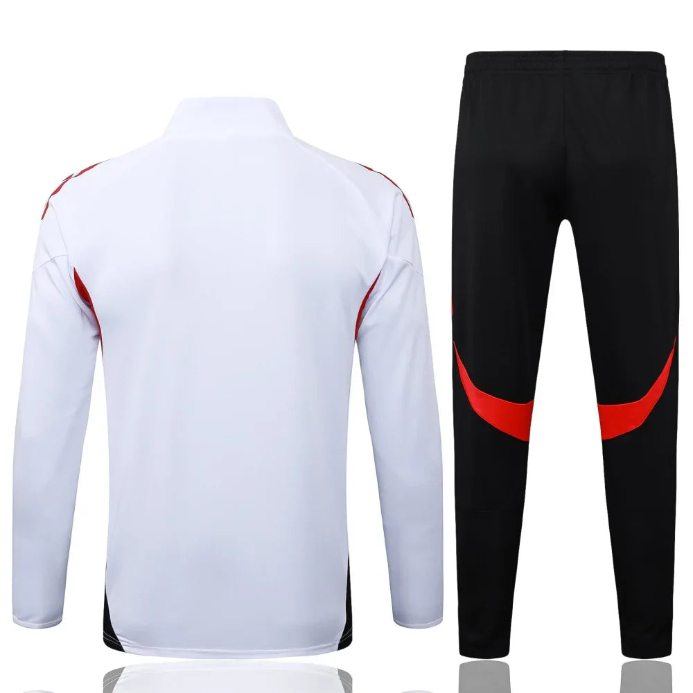 Chandal Bayern Munich 25-26, cremallera completa, Modelo 8
