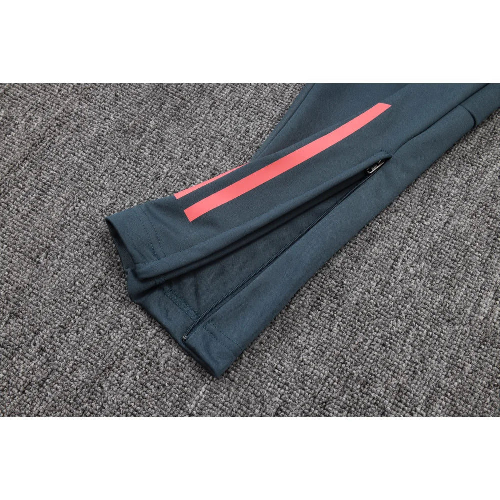 Chandal Bayern Munich 25-26, cremallera completa, Modelo 9