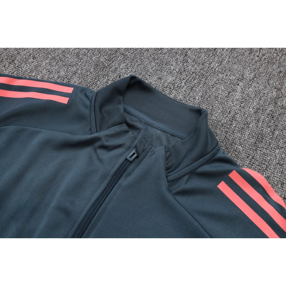 Chandal Bayern Munich 25-26, cremallera completa, Modelo 9
