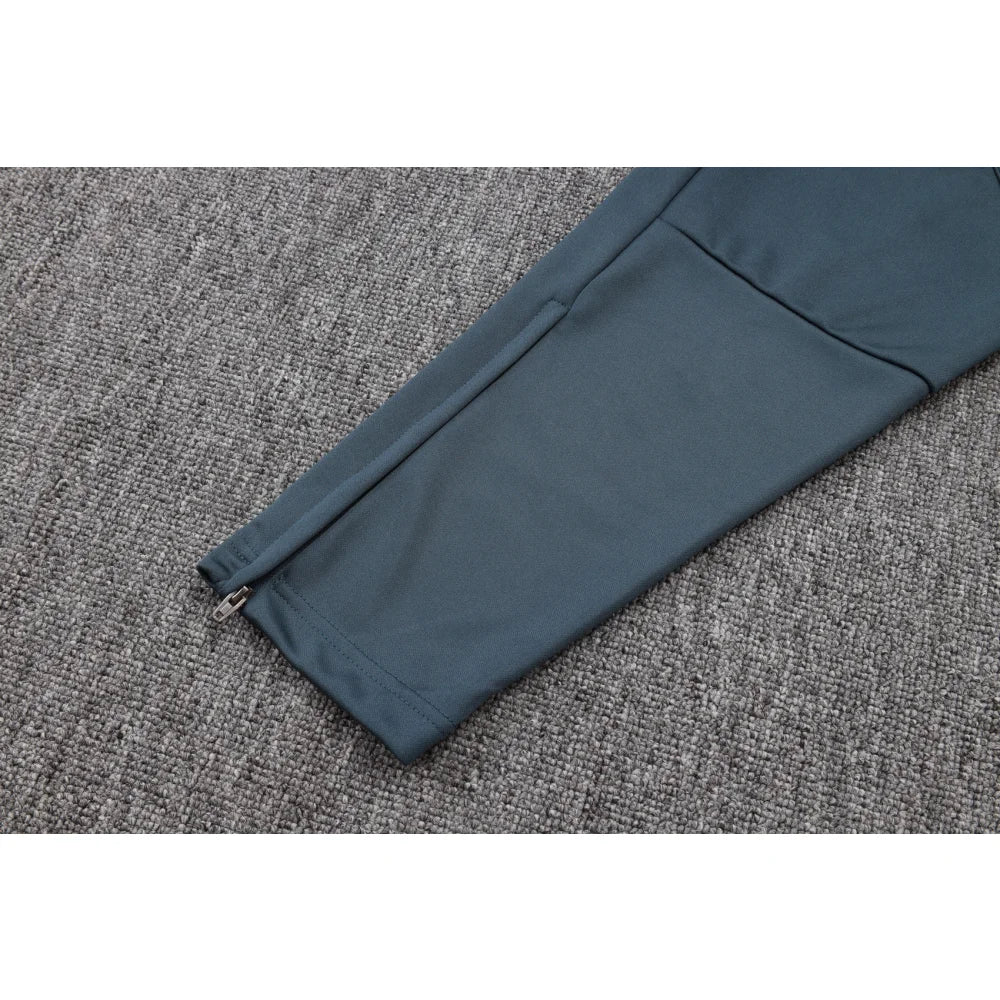 Chandal Bayern Munich 25-26, cremallera completa, Modelo 9