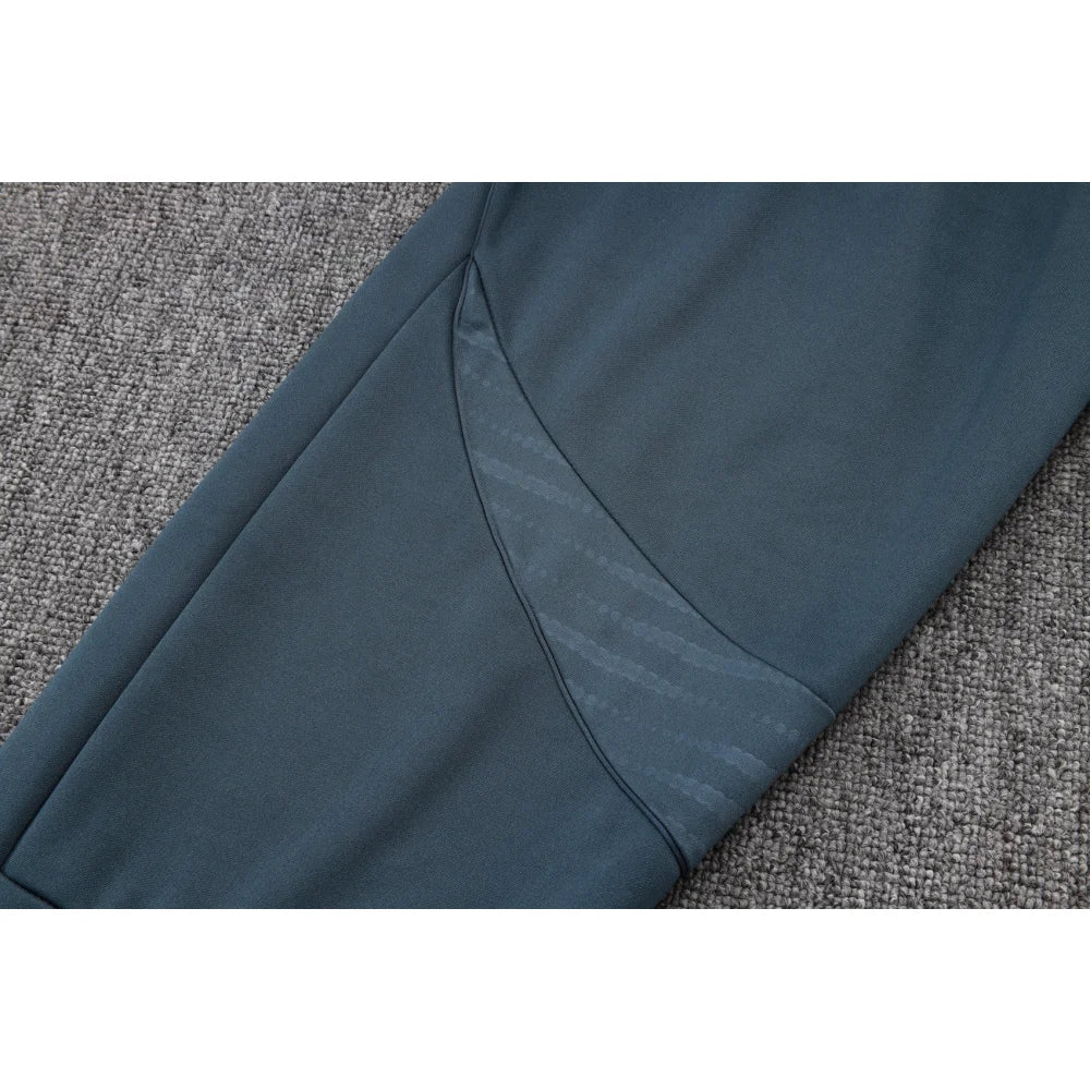 Chandal Bayern Munich 25-26, cremallera completa, Modelo 9