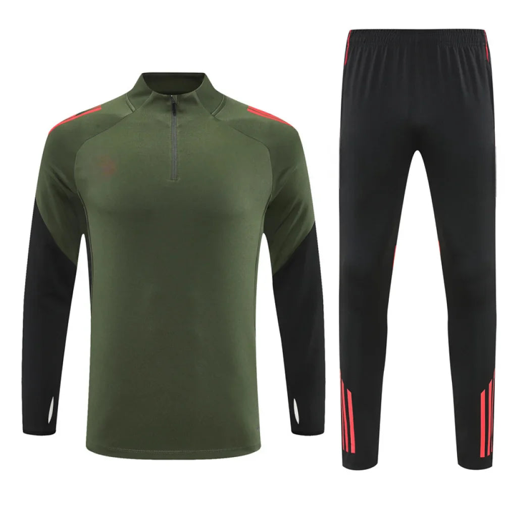 Chandal Bayern Munich 25-26, media cremallera, Modelo 2
